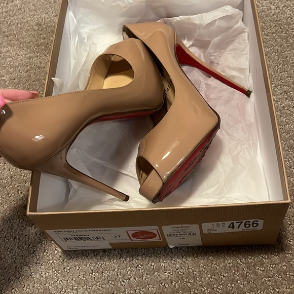 NUDE LOUBOUTIN VERY PRIVE 120 SIZE 37